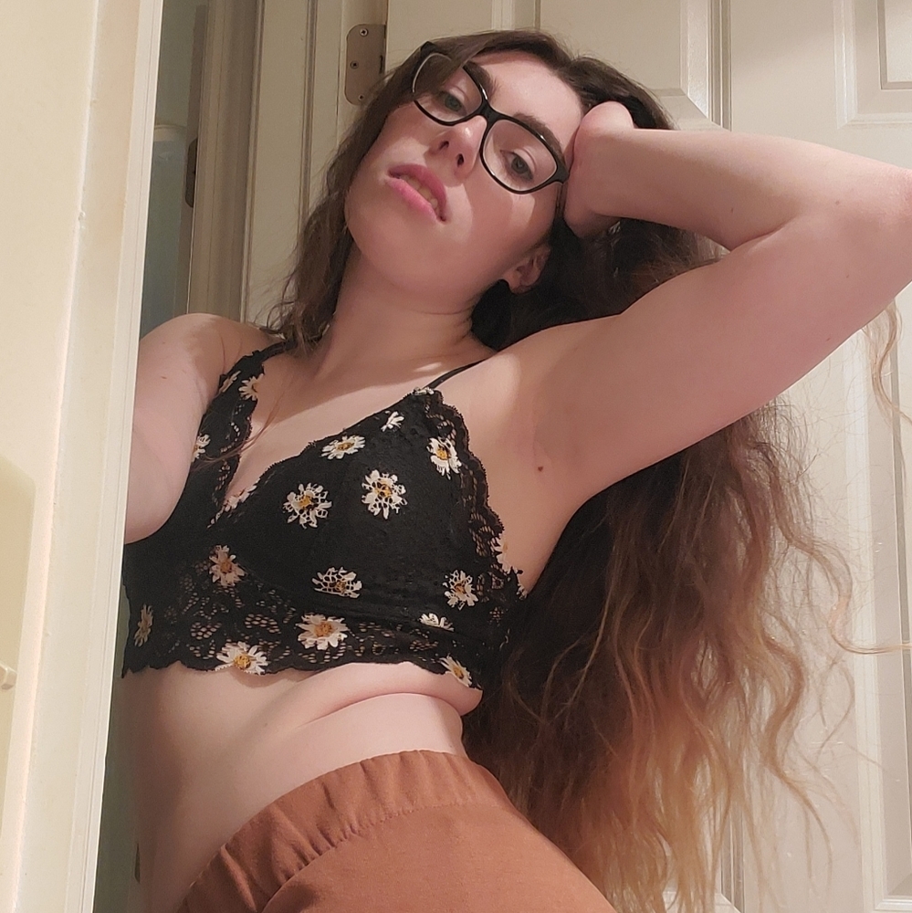 Meet your Posher, Shania